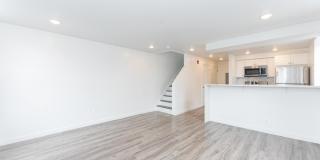 541 E GIRARD Avenue Gallery 14