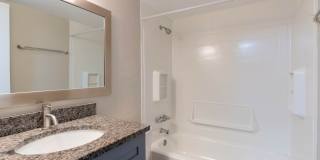 Creekwood Apartments Gallery 5