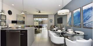 Modern Townhome in quiet neighborhood: 3BR, Pool & Near Disney Gallery 8