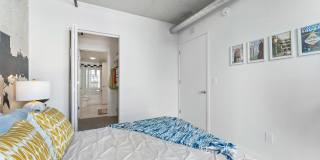 Skyline 776 Skyline 776 Gallery 24