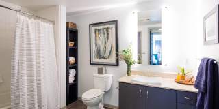 1600 Vine 1600 Vine Gallery 53