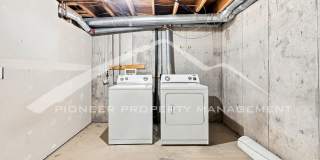 Spacious Townhouse with Central AC and Washer/Dryer Spacious Townhouse with Central AC and Washer/Dryer Gallery 23