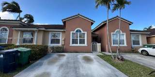 10985 SW 239th Ter Gallery 1