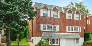 SUN-POWERED 3BR: All Electric Included! | No Basement | Pet Friendly Gallery 1