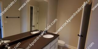 3 Bedroom 2 Bath Townhouse Gallery 20