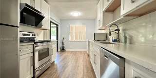 566 SW 20th Ct 566 SW 20th Ct Gallery 1
