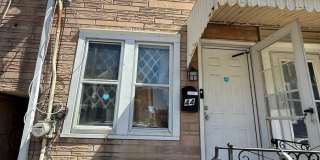 44 Randall Ave Gallery 1