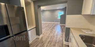 2062 Hollywood Drive Gallery 8