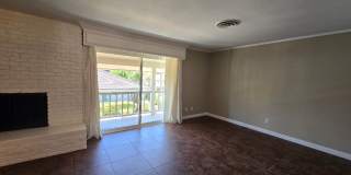 A Fabulous 3 Bedroom Townhome Centrally located. Gallery 27