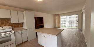 Fresh 2/1 Makiki Heights Condo with 1 Parking, Lanai, Pool, Open floor plan, & Walk-in closet Fresh 2/1 Makiki Heights Condo with 1 Parking, Lanai, Pool, Open floor plan, & Walk-in closet Gallery 1