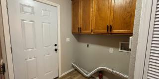 Coming Soon! Beautiful 3 Bedroom 1 Bath home with a 4+ Car Garage! Gallery 7