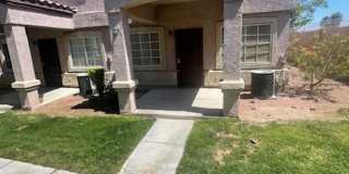 3 Bedroom Townhouse!! Gallery 1