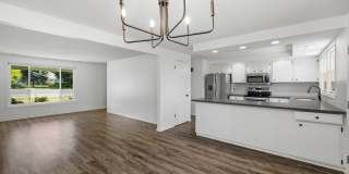 Stunning 4 Bedroom Columbia Highlands Home for Lease - 14103 SE McGillivray Blvd Gallery 7