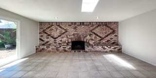 Single-Level Bel Aire Home with Spacious Layout Gallery 15