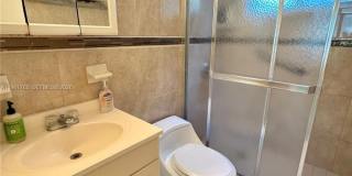 401 Collins Ave Gallery 9