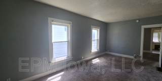 408 Locust St Gallery 1