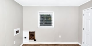 512 Oshaughnessy Avenue NE unit: A Gallery 13