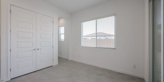 Beautiful 4 bedroom plus den home in Aloravita Gallery 27