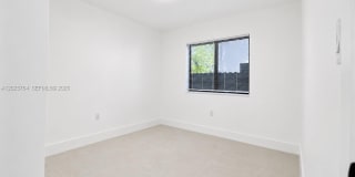1836 NW 63rd St Gallery 16