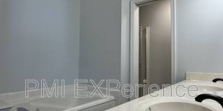 11303A Golden Eagle Place Gallery 12