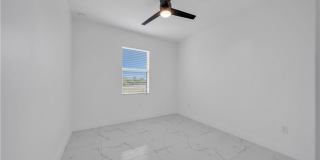 325 Paulcrest Avenue Gallery 32