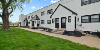 Winchester Walk - Roosevelt Blvd Gallery 14