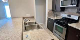 Allandale Place / Culdesac / Refrigerator / Washer/Dryer / Fenced Yard Gallery 8