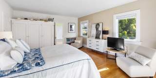 88 Central Avenue Gallery 25