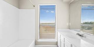 Diamond Ridge Townhomes Gallery 18