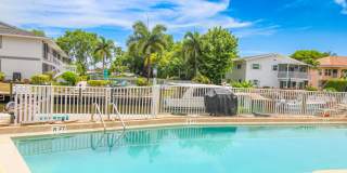 ** CANAL VIEW 2 BEDROOM\2 BATH CONDO ** SEASONAL OR ANNUAL ** BLUE POINT CLOSE TO DOWNTOWN NAPLES AND NAPLES BEAUTIFUL BEACHES ** CANAL BOAT SLIP AVAILABLE ** Gallery 54