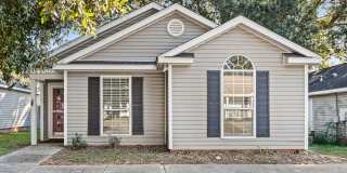 Three Bedroom in West Mobile Gallery 1