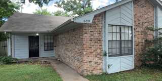 629 West Ridge Dr **Ask about our NO CASH DEPOSIT option!** 629 West Ridge Dr **Ask about our NO CASH DEPOSIT option!** Gallery 1