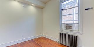 1825 S BROAD Street Gallery 21