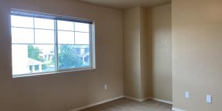 Lovely 3 Bed 2.5 Bath Home in Timbervine Gallery 38