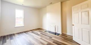 608 Halifax St Gallery 21