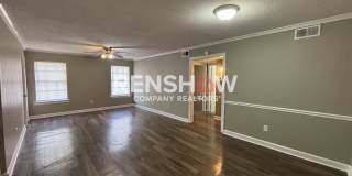 3219 Thirteen Colony Mall 2b Gallery 13