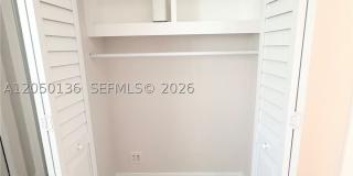 1632 NE 4th Pl Gallery 10