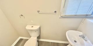 1830 E Riverside Dr Gallery 11