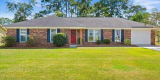 Well-Maintained Ranch Home in Southside Savannah For Lease Gallery 1