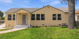 2407 North Keystone Street Gallery 1