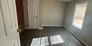 Newly Renovated House on a quiet Street Gallery 13
