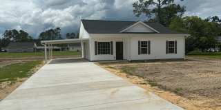 3 Bed 2 Bath House Gallery 1