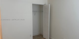 9020 Lake Park Cir N Gallery 19
