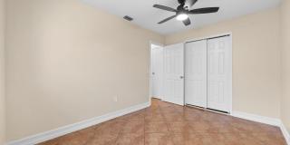 11371 NW 40th Place Gallery 20