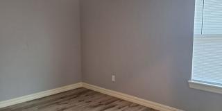 **Call Heather at 479-208-0305 to discuss a move in special on this Duplex** Gallery 9
