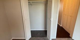 River Walk Apartments Gallery 200