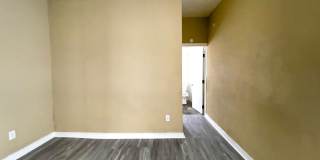 For Rent: 722 S Hackley St: 2 Bedroom 2 Bathroom Home! W/D Hookups! Enclosed Front Porch! Gallery 9