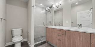 2 Bed, 1 Bath Townhouse with Roof Top Deck Gallery 14
