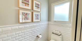 3BR/2.5BA INCOMPARABLE Views!!! Prime Corona Heights Residence! 2 car parking and laundry! PROGRESSIVE Gallery 31