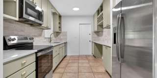 606 Paulina Road Gallery 6